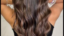 Espresso Elegance Ένας μελαχρινός κινητήρια δύναμη χρωμάτων μαλλιών για πλούσιες και πολυτελείς εμφανίσεις 3 Espresso Elegance: Εξερευνώντας τον πλούσιο κόσμο των μελαχρινών μαλλιών